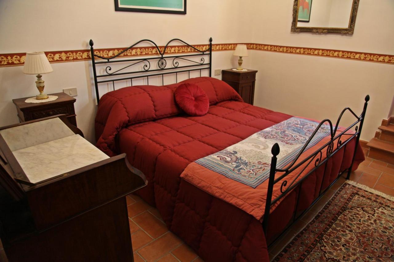 Casa Vacanze Nives Tuscania Bagian luar foto