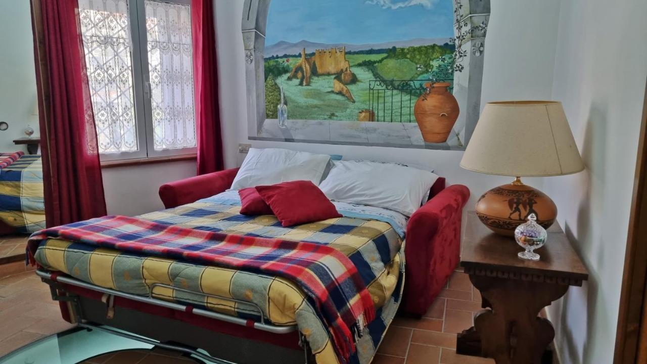 Casa Vacanze Nives Tuscania Bagian luar foto